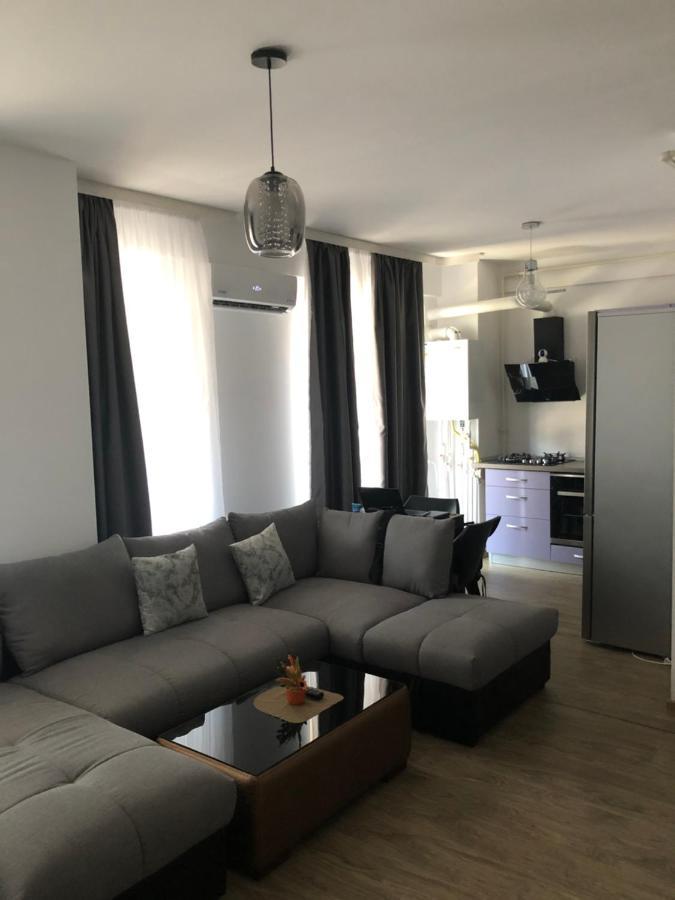 Mamaia North -Street Lotus Apartment Ngoại thất bức ảnh